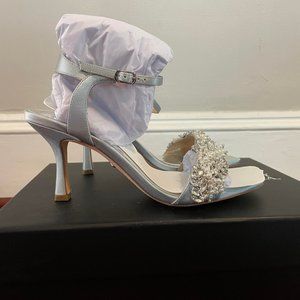 New Badgley Mischka Dress Sandal Size 6
